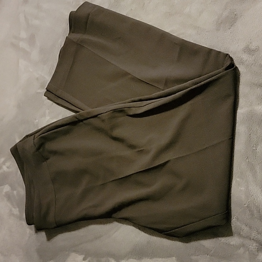 Needle & Cloth pull on pants